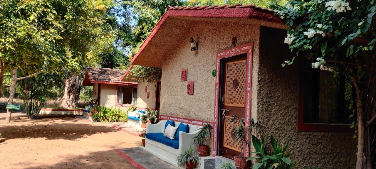 Bandhavgarh Jungle Lodge Tāla المظهر الخارجي الصورة